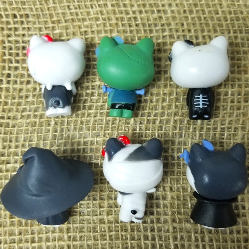 Hello Kitty Halloween mini figures - Picture 6 of 6